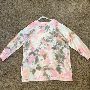 Old Navy EUC  tie dye sweatshirt